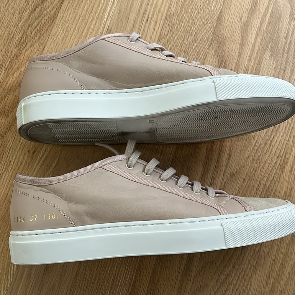 🌺 Woman by Common Projects Shoes - Picture 12 of 16